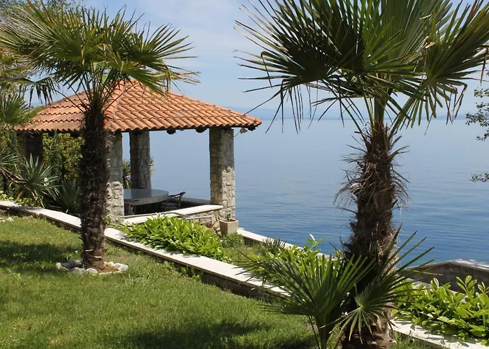 By The Sea Medveja, Opatija - 7722 アパート ロヴラン