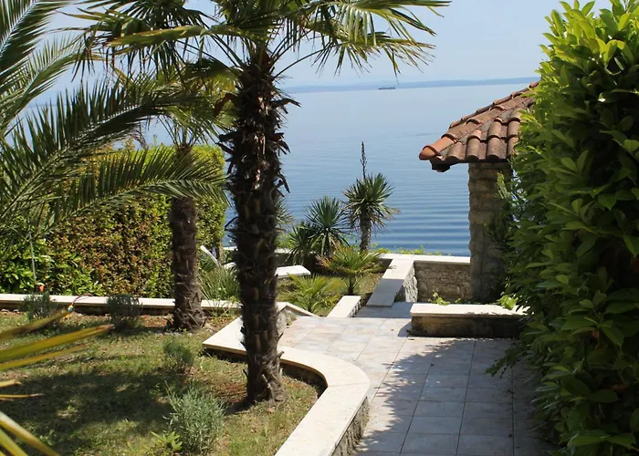 By The Sea Medveja, Opatija - 7722 ロヴラン